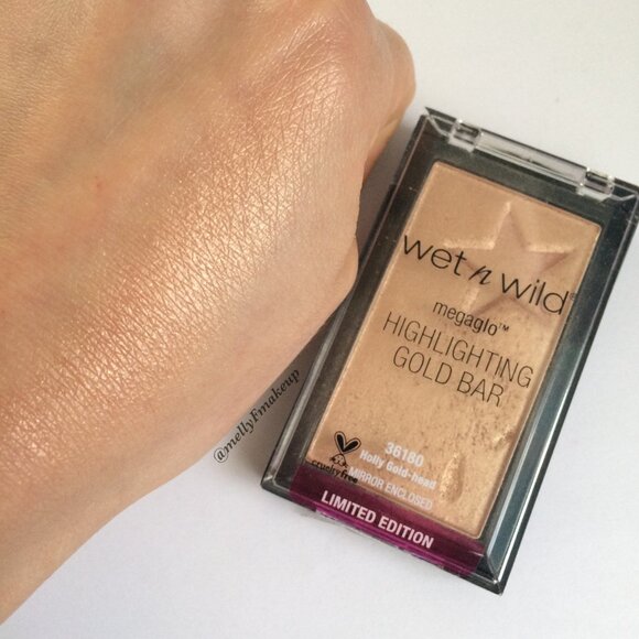 2/$15 Wet n Wild: Megaglo Highlighting Gold Bar - Picture 6 of 9